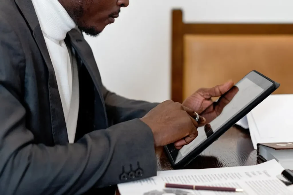 LLM Rank Tracking: Monitor Brand Mentions in AI Search